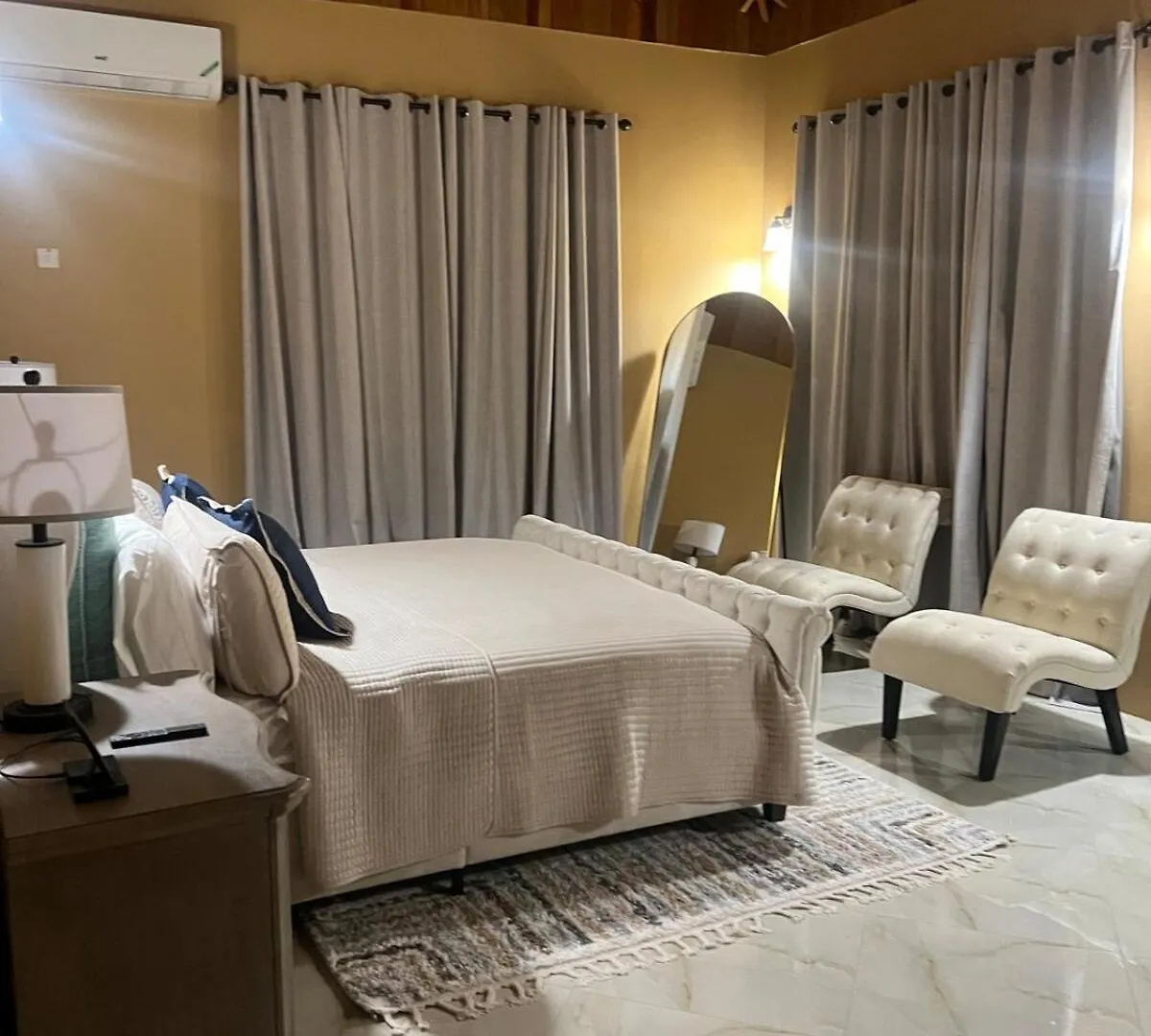 Paradise Home At Negril 3 Bedroom 2 Bathrooms